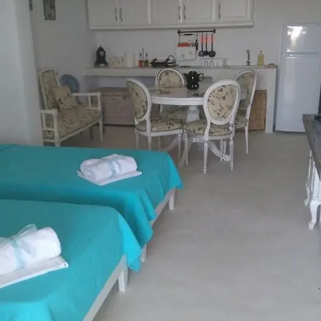 Kampos Naousa-marpisa Ambelas