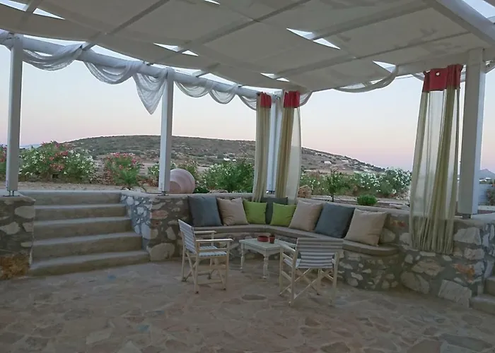 Semesterbostad Kampos Naousa-marpisa Ambelas